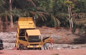 Alat Berat Galian C di Janji Diduga Pakai Solar Subsidi