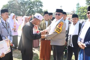 Wakapolres L. Batu : Kaum Santri Harus Jadi Motor Penggerak Kemajuan Bangsa
