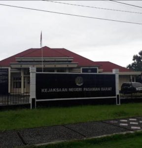 Pagar SMPN 04 Beremas Ambruk, Kejari PASBAR Proses Aduan LSM P2NAPAS