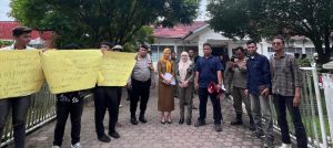 Kembali Demo Dinas Lingkungan Hidup, Mahasiwa FSM-LBR : Copot Kadis LH Labuhanbatu Tak Becus Urusi Sampah