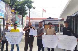 Mahasiswa Datangi Kejari Labuhanbatu Minta Dukung Asta Cita Presiden : Usut Dugaan Korupsi Pajak Daerah TA. 2023