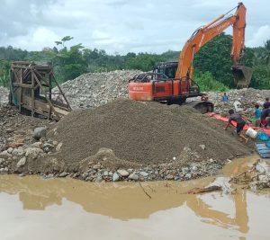 Disebut-Sebut Kuat Beckingan, Tambang Emas Ilegal di Sungai Sibinail Rao Bebas Beroperasi