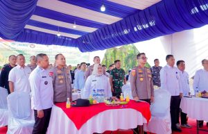 Bupati Kasmarni Ikut Tanam Jagung Serentak Kuartal IV Bersama Gubernur dan Kapolda Riau