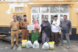 Bupati Kasmarni Salurkan Bantuan Korban Kebakaran di Dua Lokasi