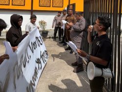 ‎Mahasiswa ‘Kompas Sumut’ Demo Kejari Labuhanbatu, Minta Periksa Kadis Perindag